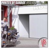 Portes de garage coulissantes à déplacement latéral
