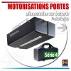 Moteur de portes de garage avec alimentation sur batterie